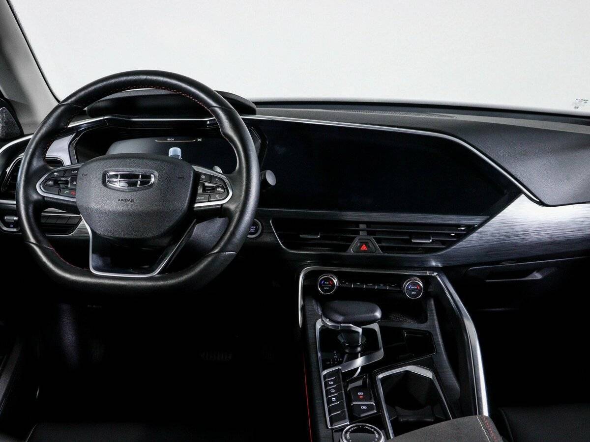 Geely Tugella с пробегом — 2022 год. Фото: #11