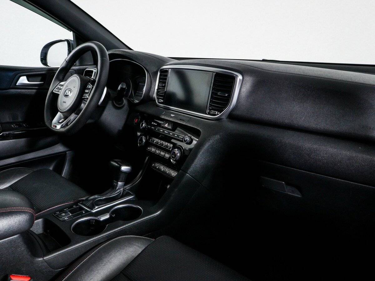 Kia Sportage с пробегом — 2018 год. Фото: #8