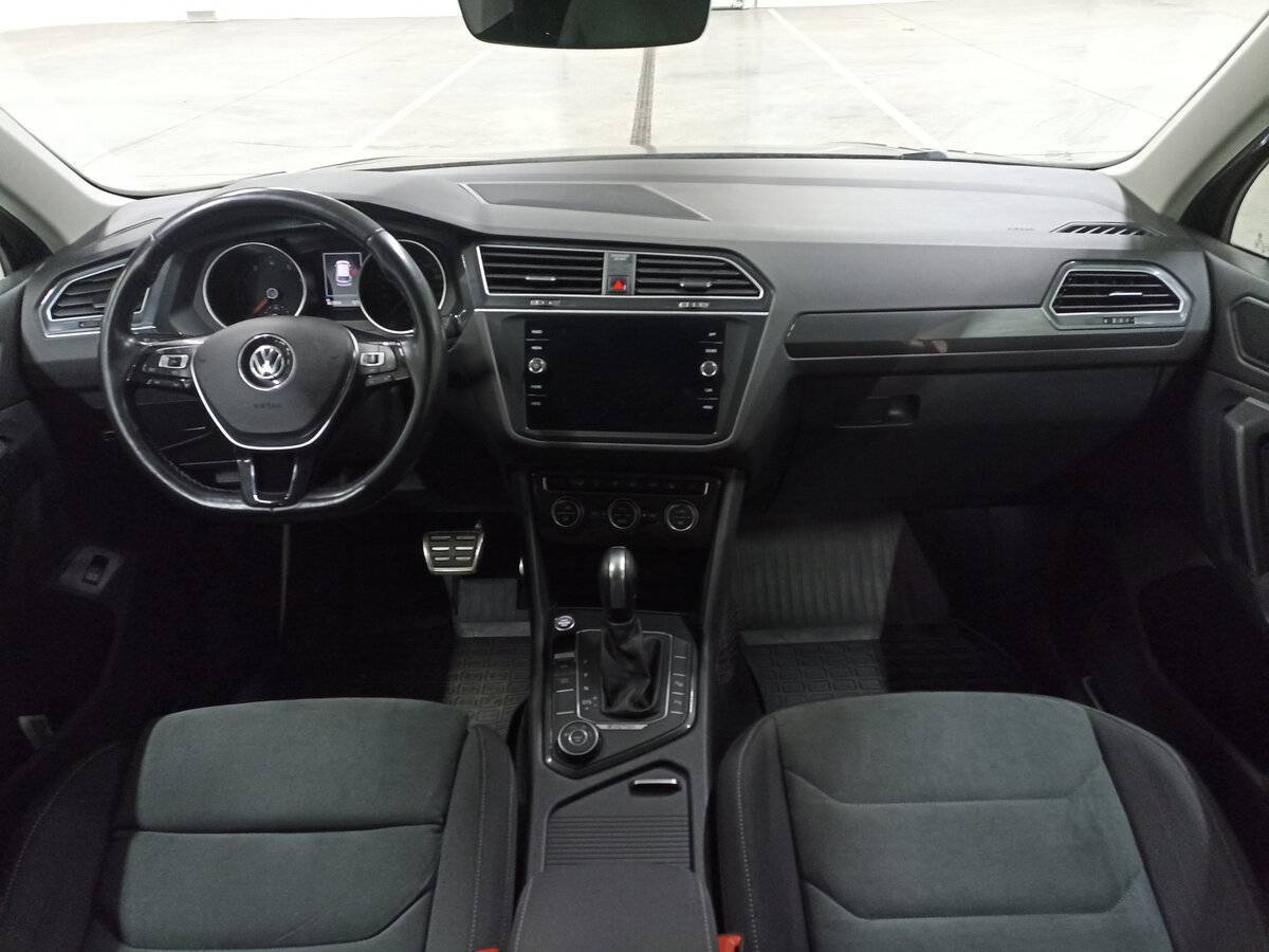 Volkswagen Tiguan с пробегом — 2020 год. Фото: #13