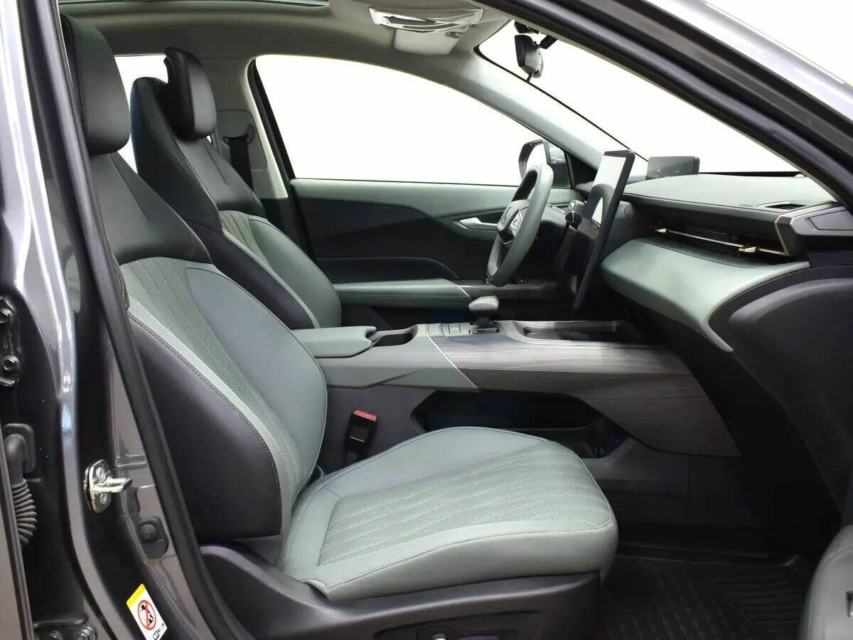 Changan Lamore с пробегом — 2023 год. Фото: #14