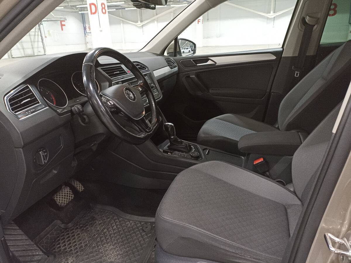Volkswagen Tiguan с пробегом — 2017 год. Фото: #15