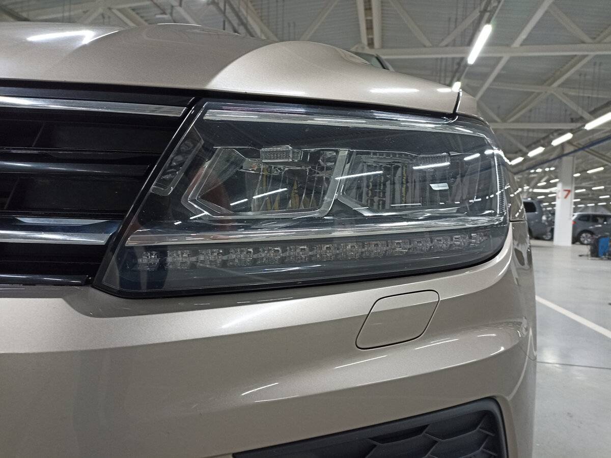 Volkswagen Tiguan с пробегом — 2017 год. Фото: #16