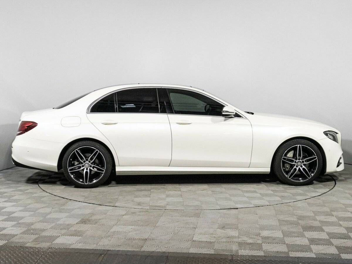 Mercedes-Benz E-Класс с пробегом — 2016 год. Фото: #3