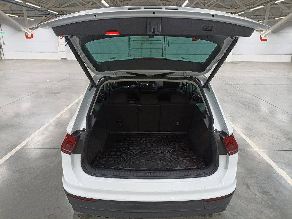 Volkswagen Tiguan с пробегом — 2020 год. Фото: #9