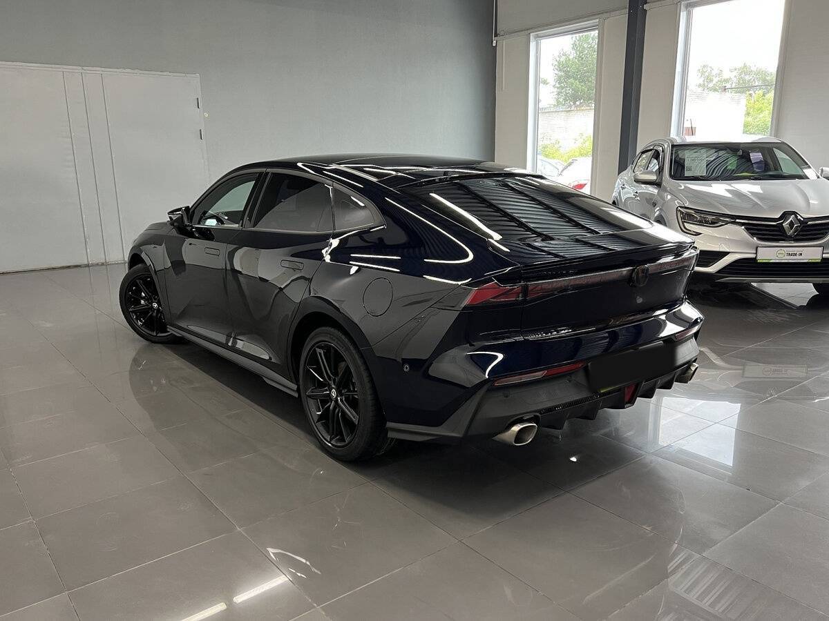 Changan UNI-V с пробегом — 2023 год. Фото: #5