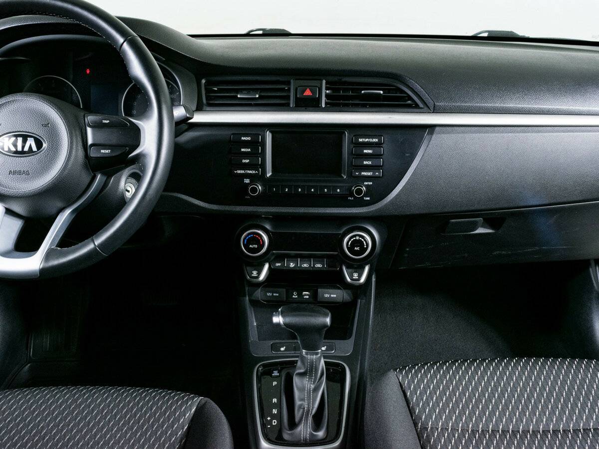 Kia Rio с пробегом — 2020 год. Фото: #10