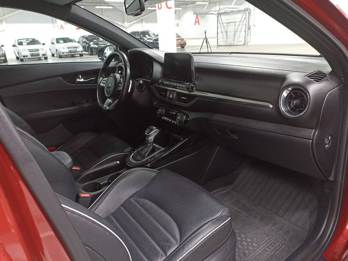 Kia Cerato с пробегом — 2021 год. Фото: #10