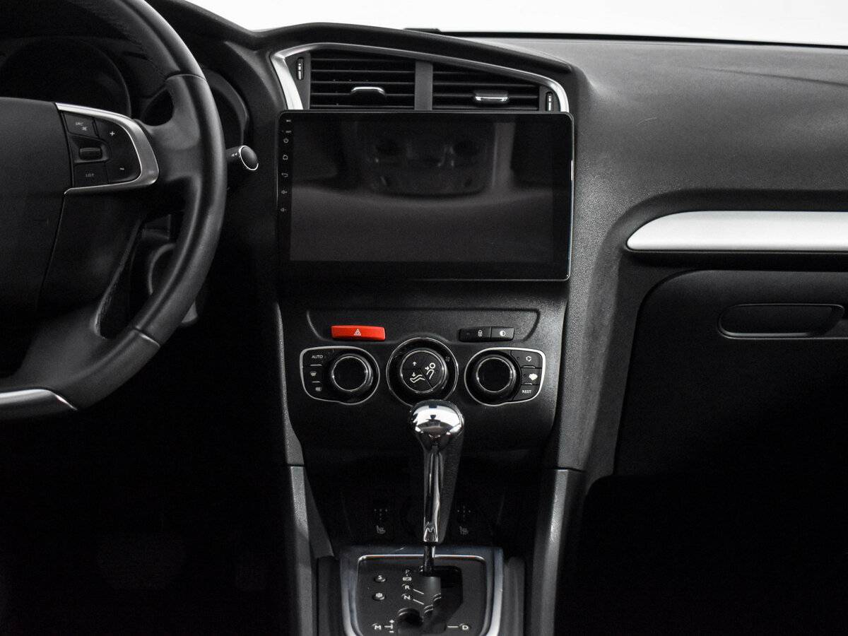 Citroen C4 с пробегом — 2015 год. Фото: #13