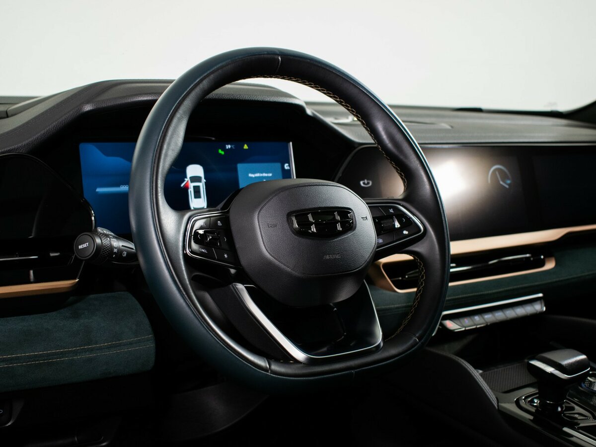 Geely Monjaro с пробегом — 2022 год. Фото: #9