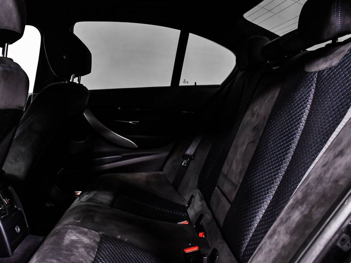 BMW 3 серии с пробегом — 2016 год. Фото: #12