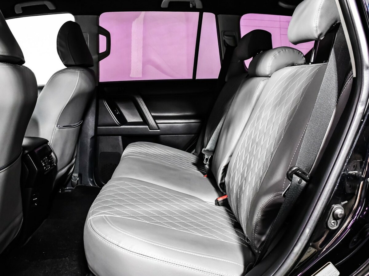 Toyota Land Cruiser Prado с пробегом — 2013 год. Фото: #9