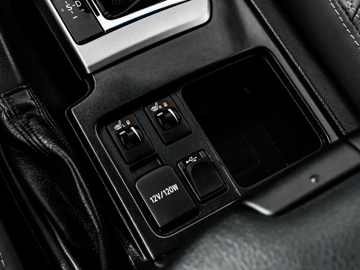 Toyota Land Cruiser Prado с пробегом — 2013 год. Фото: #12