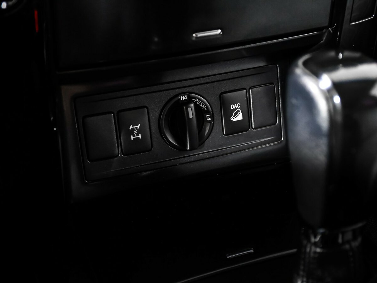 Toyota Land Cruiser Prado с пробегом — 2013 год. Фото: #14