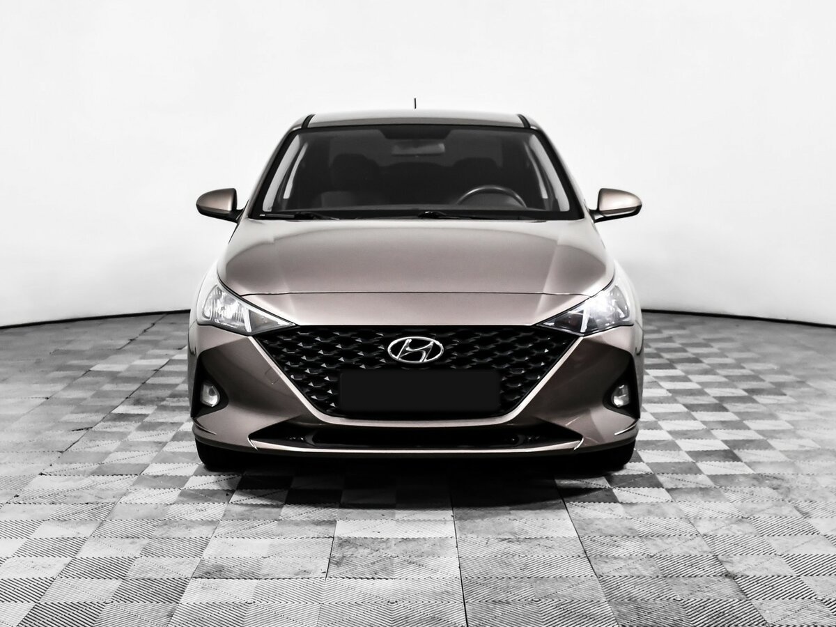 Hyundai Solaris с пробегом — 2020 год. Фото: #1