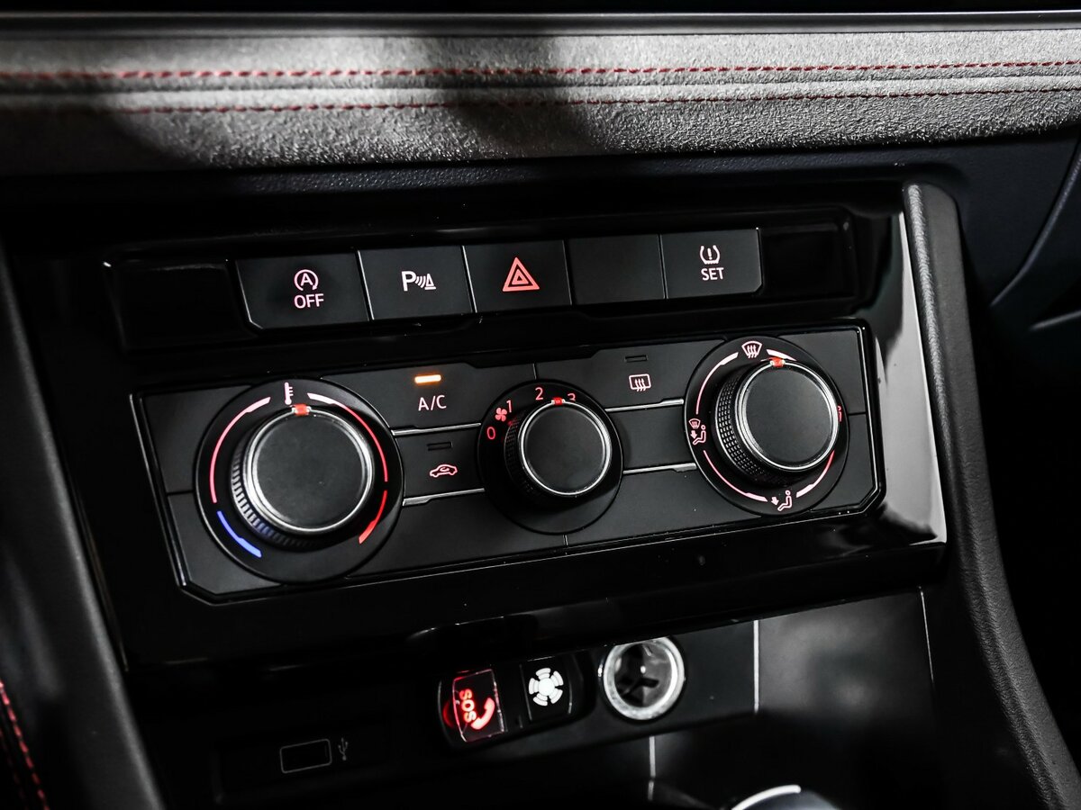 Jetta VS7 с пробегом — 2022 год. Фото: #13