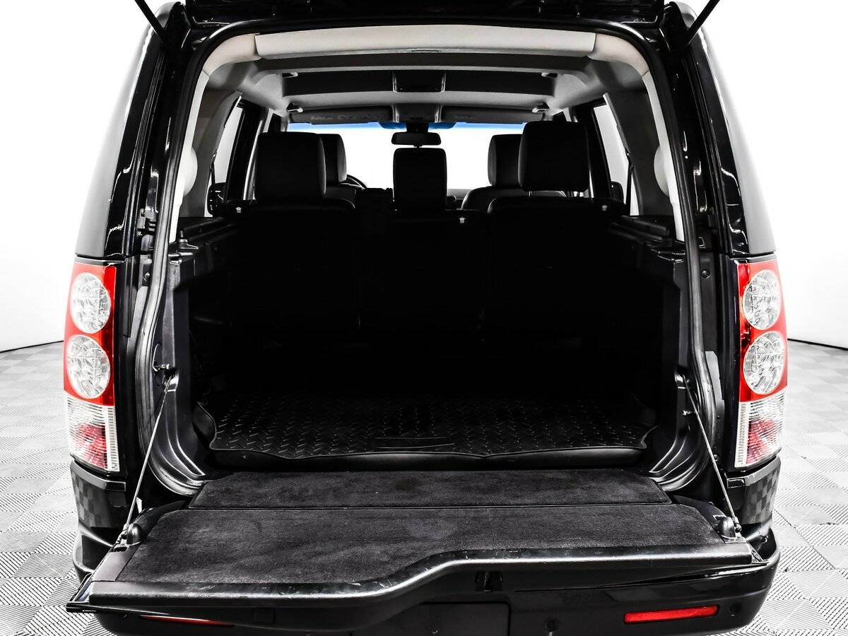 Land Rover Discovery с пробегом — 2013 год. Фото: #20