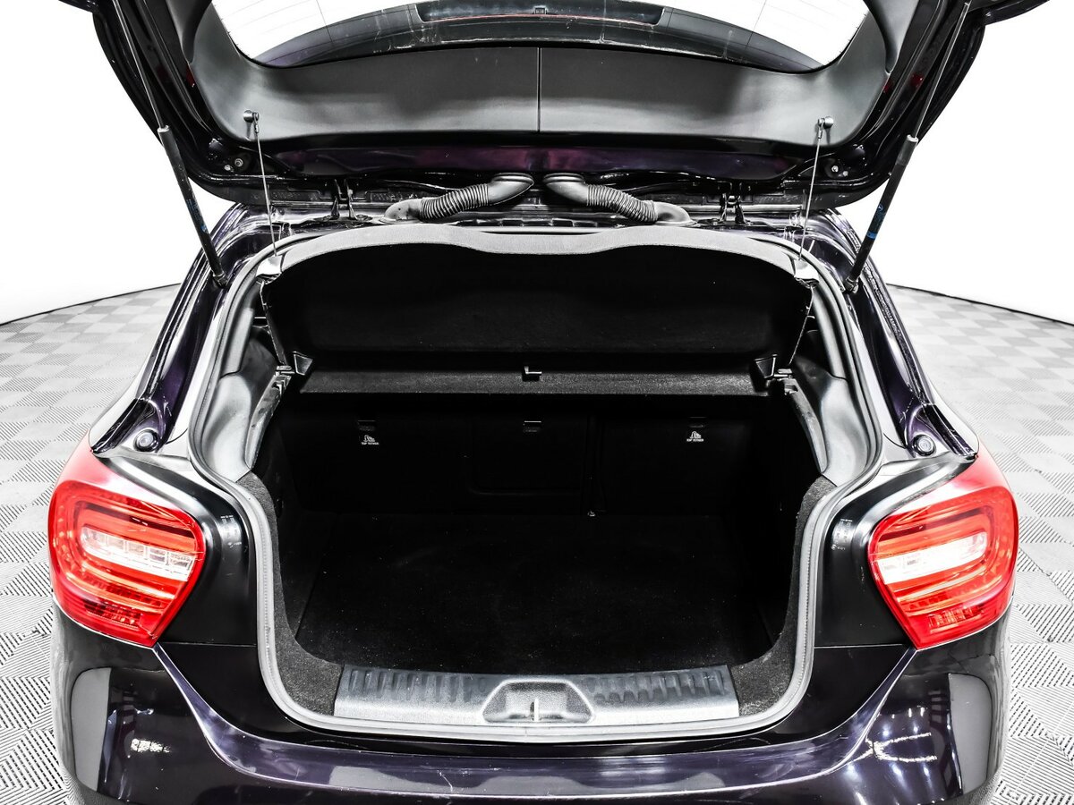 Mercedes-Benz A-Класс с пробегом — 2014 год. Фото: #12