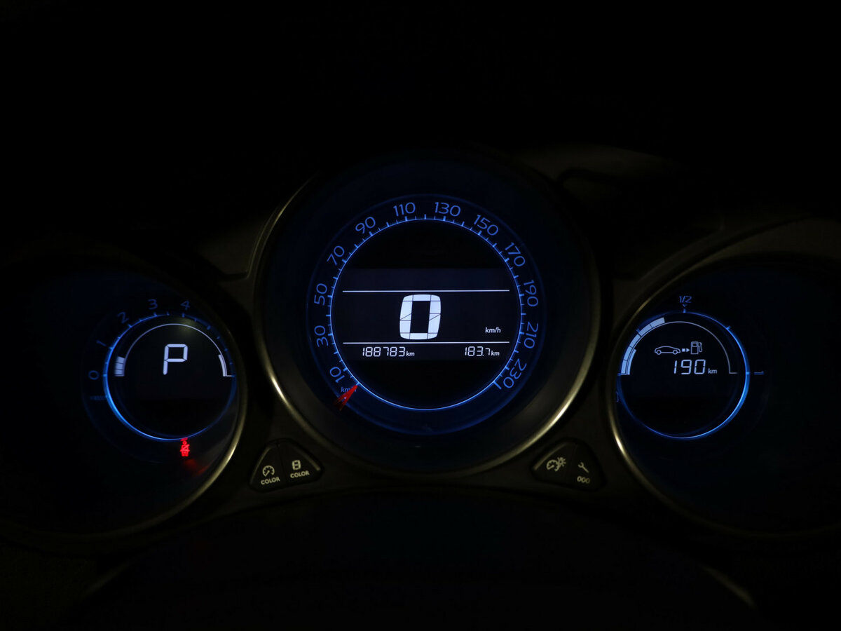 Citroen C4 с пробегом — 2012 год. Фото: #17