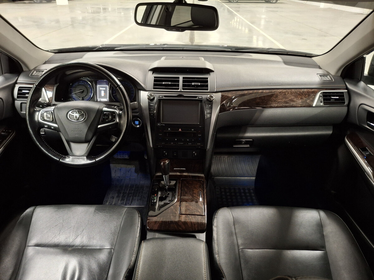 Toyota Camry с пробегом — 2014 год. Фото: #12