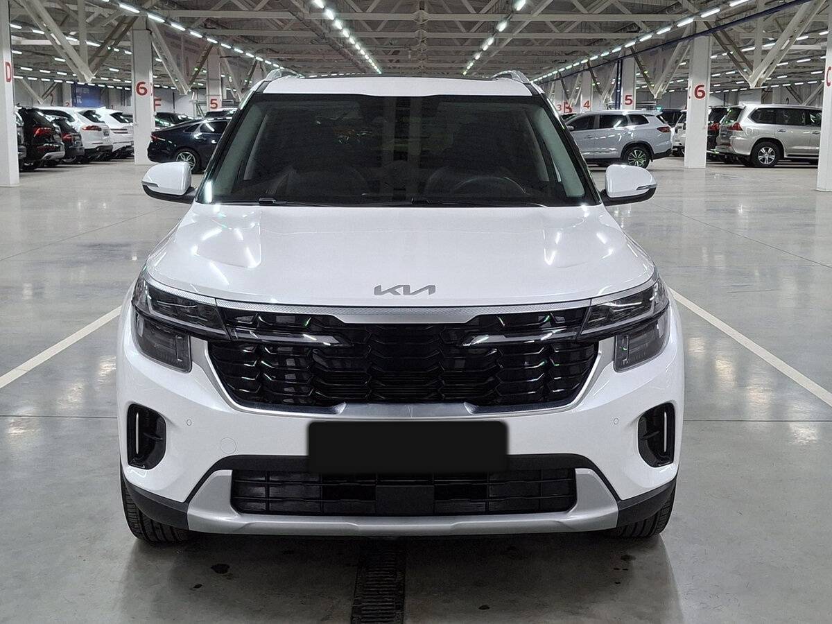 Kia Seltos с пробегом — 2024 год. Фото: #1