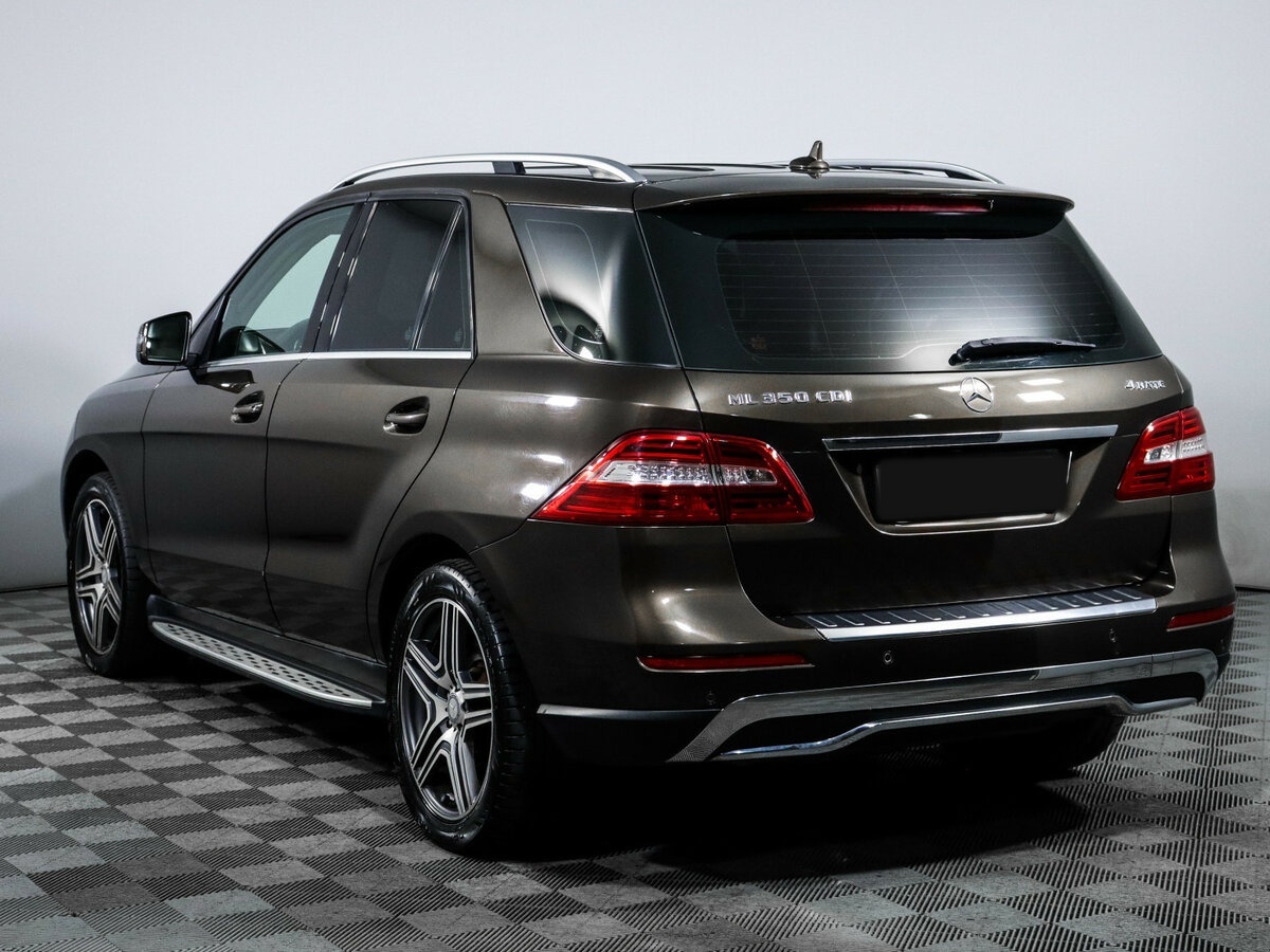 Mercedes-Benz M-Класс с пробегом — 2012 год. Фото: #5
