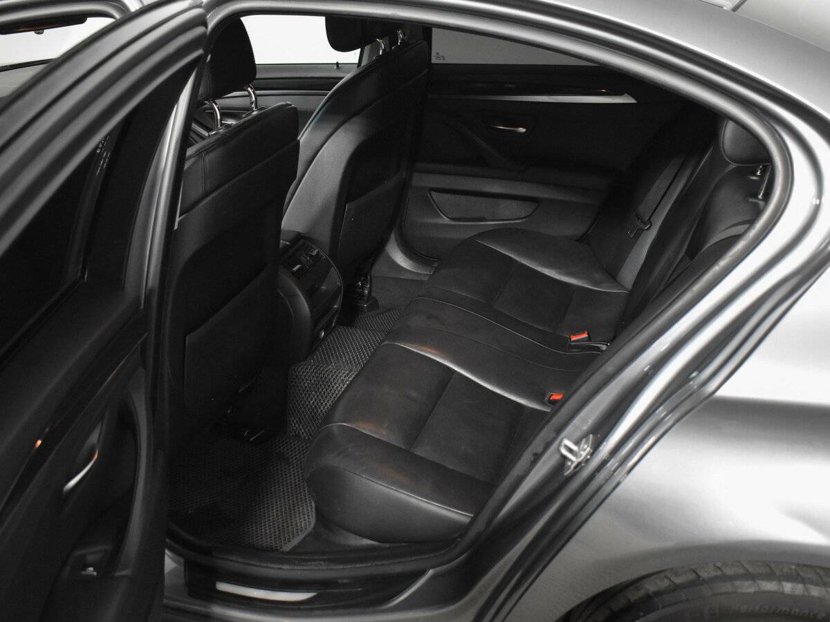 BMW 5 серии с пробегом — 2013 год. Фото: #9