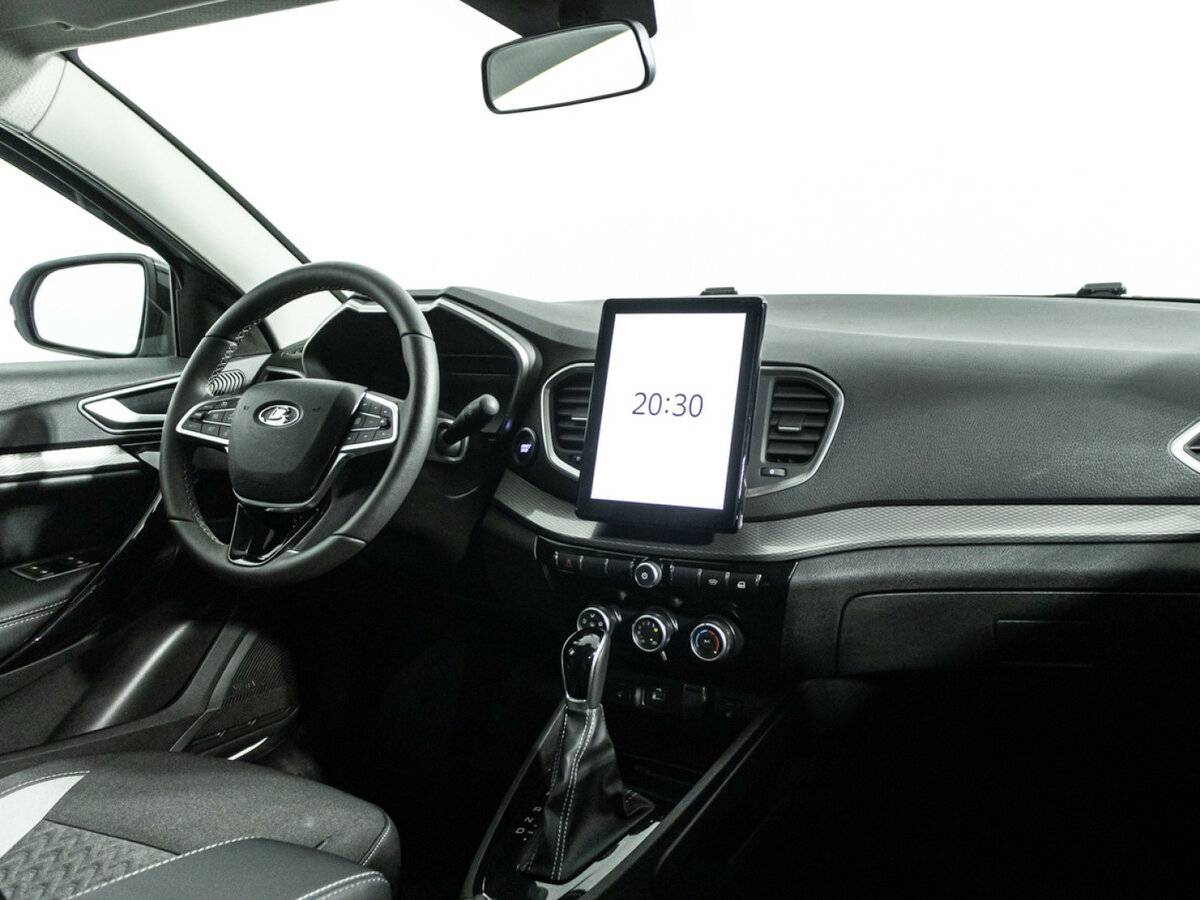 Lada (ВАЗ) Vesta с пробегом — 2024 год. Фото: #8