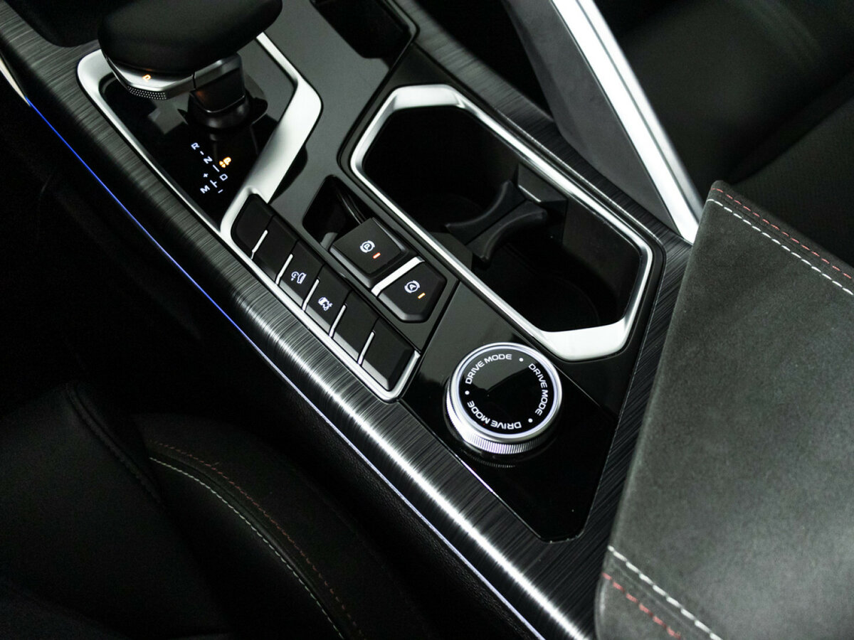 Geely Tugella с пробегом — 2023 год. Фото: #18