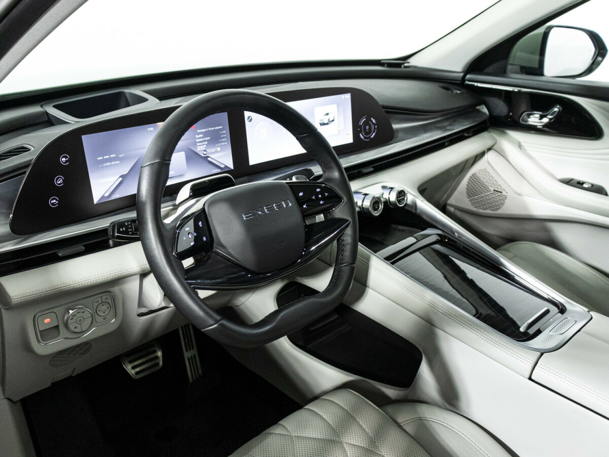 EXEED RX с пробегом — 2023 год. Фото: #9