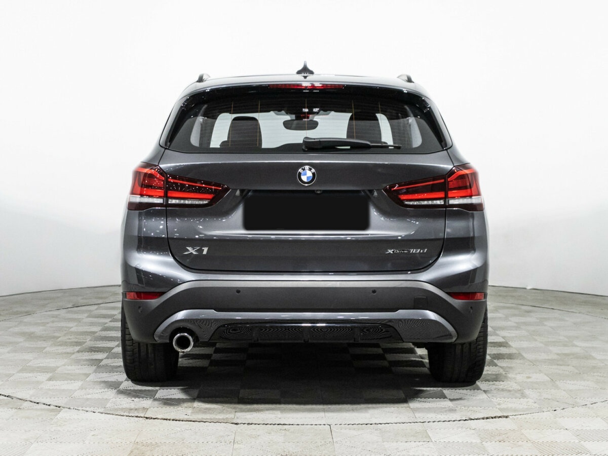 BMW X1 с пробегом — 2019 год. Фото: #5