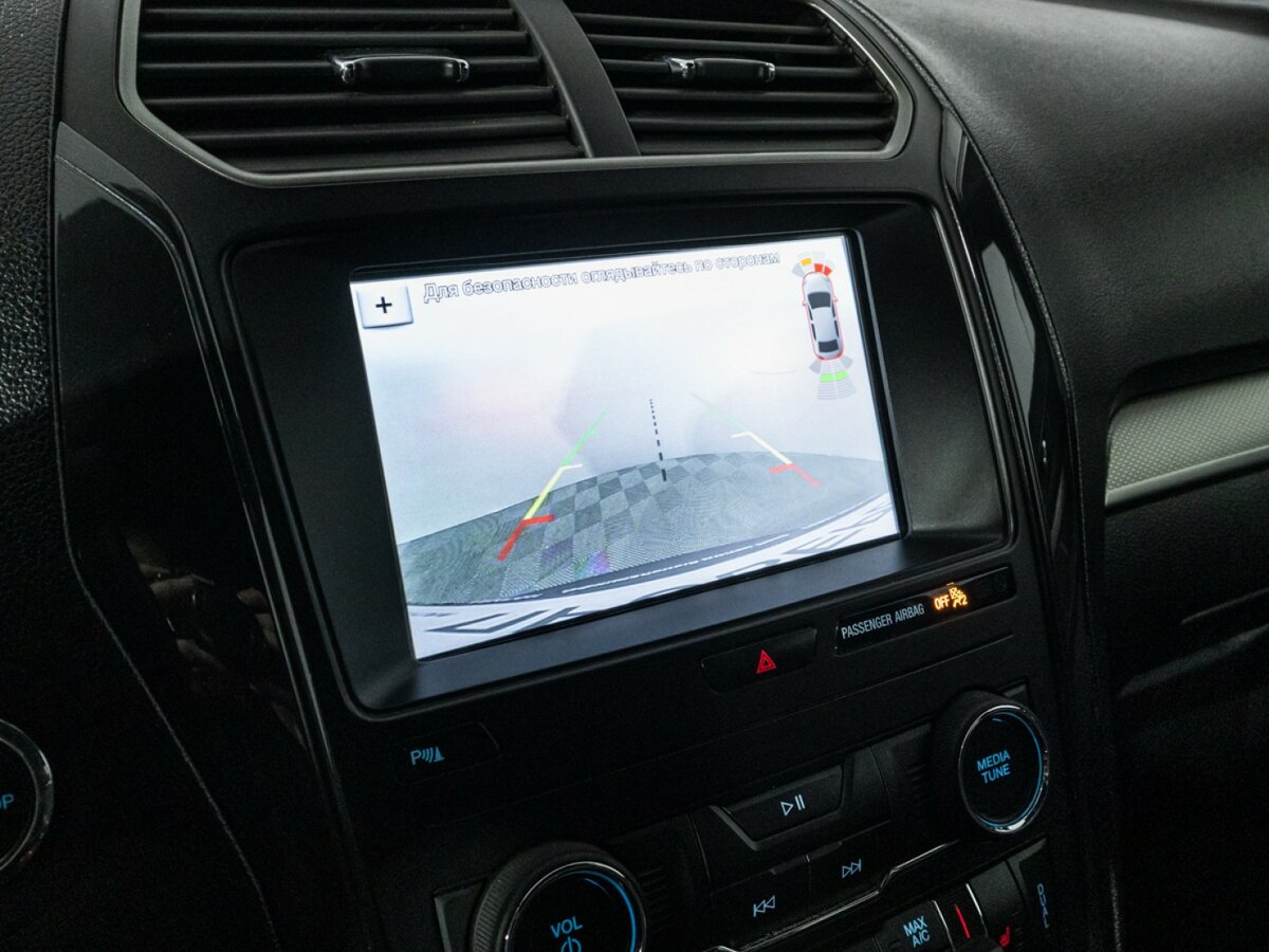 Ford Explorer с пробегом — 2019 год. Фото: #13