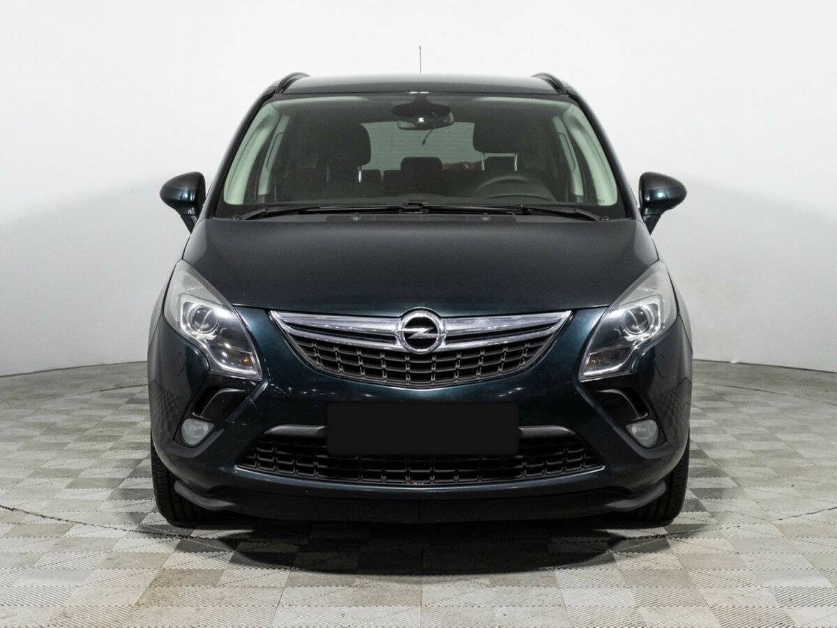 Opel Zafira с пробегом — 2013 год. Фото: #1