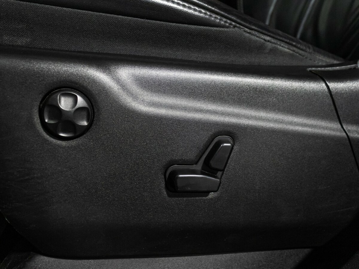 Jeep Grand Cherokee с пробегом — 2015 год. Фото: #15