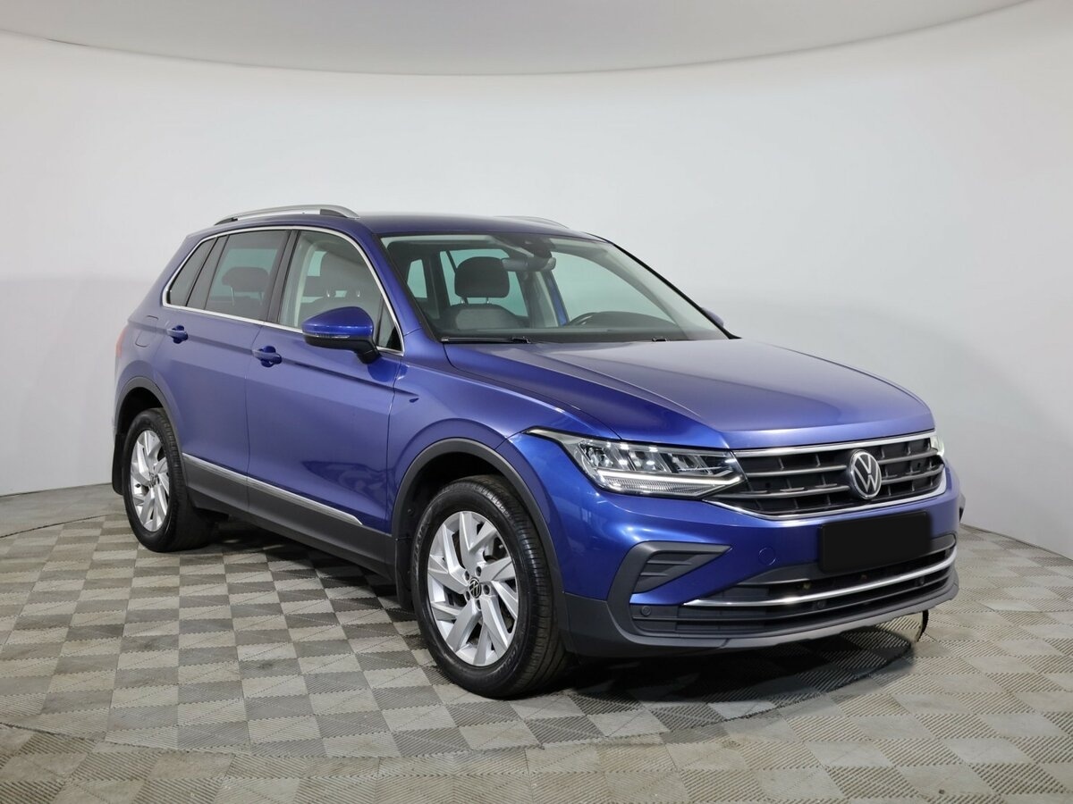 Volkswagen Tiguan с пробегом — 2021 год. Фото: #2