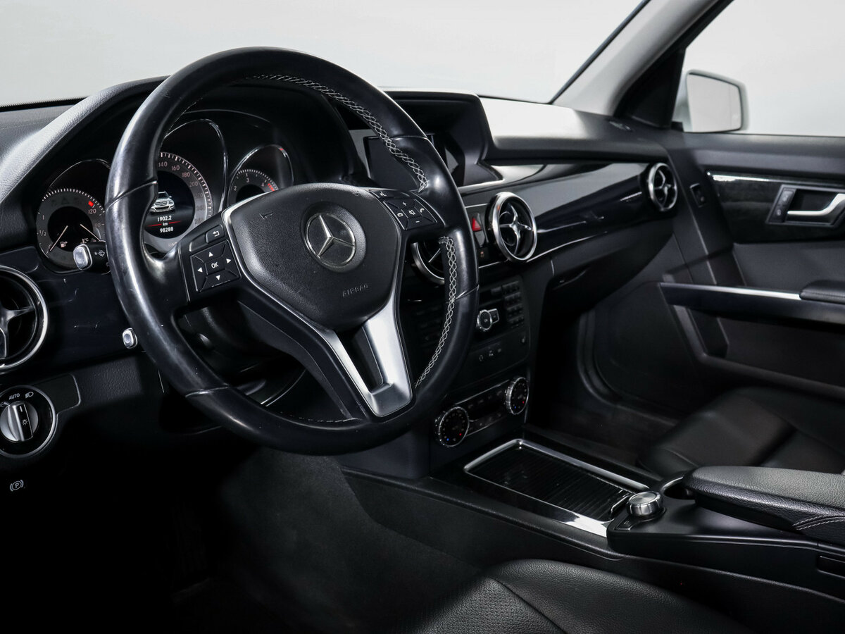 Mercedes-Benz GLK-Класс с пробегом — 2013 год. Фото: #10
