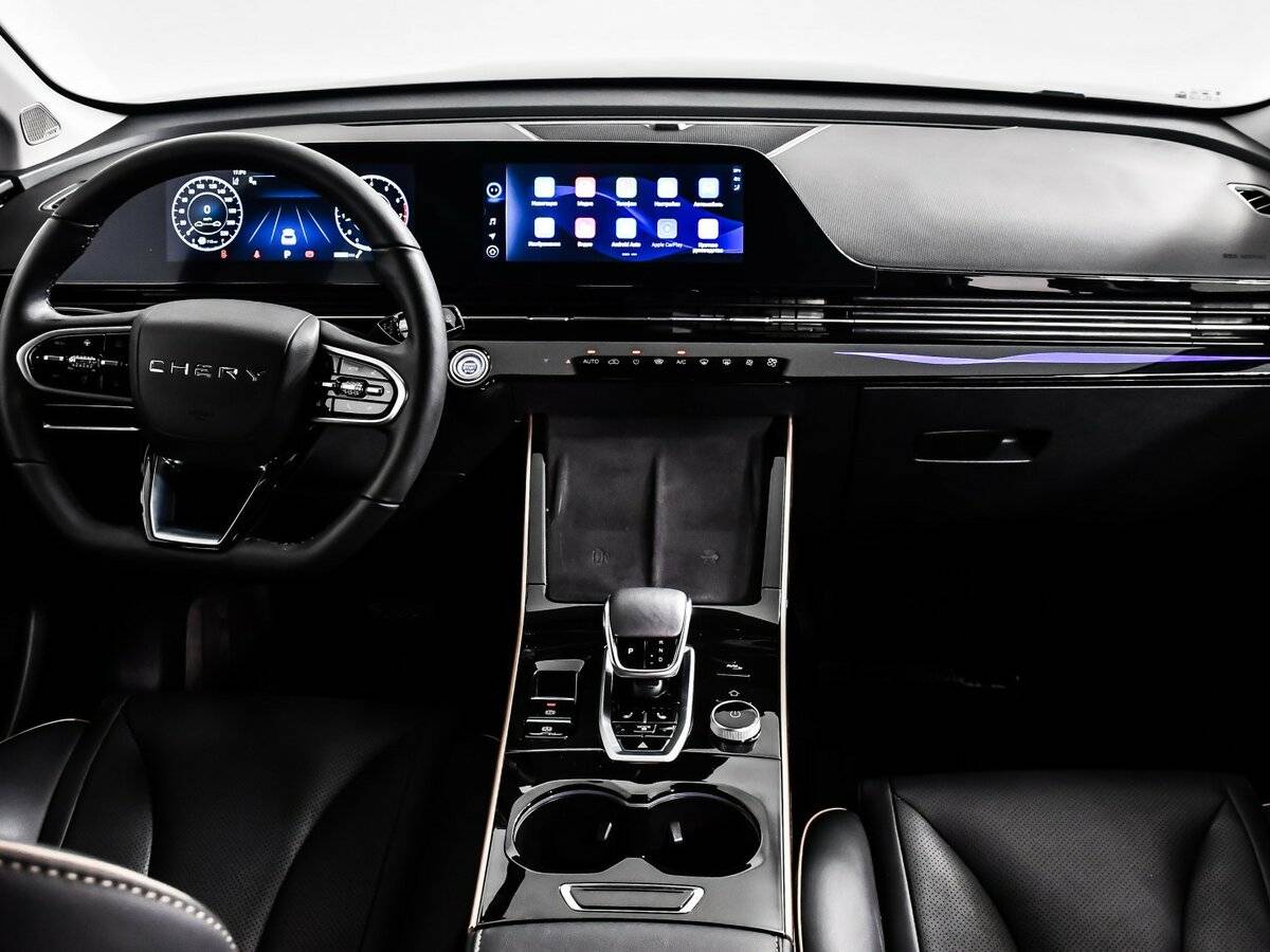 OMODA C5 с пробегом — 2023 год. Фото: #11