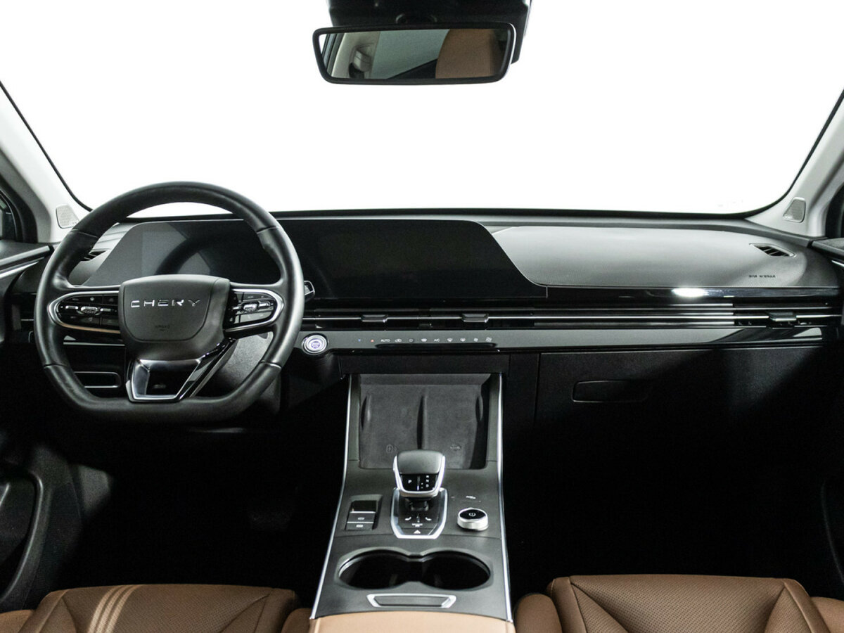 OMODA C5 с пробегом — 2022 год. Фото: #12