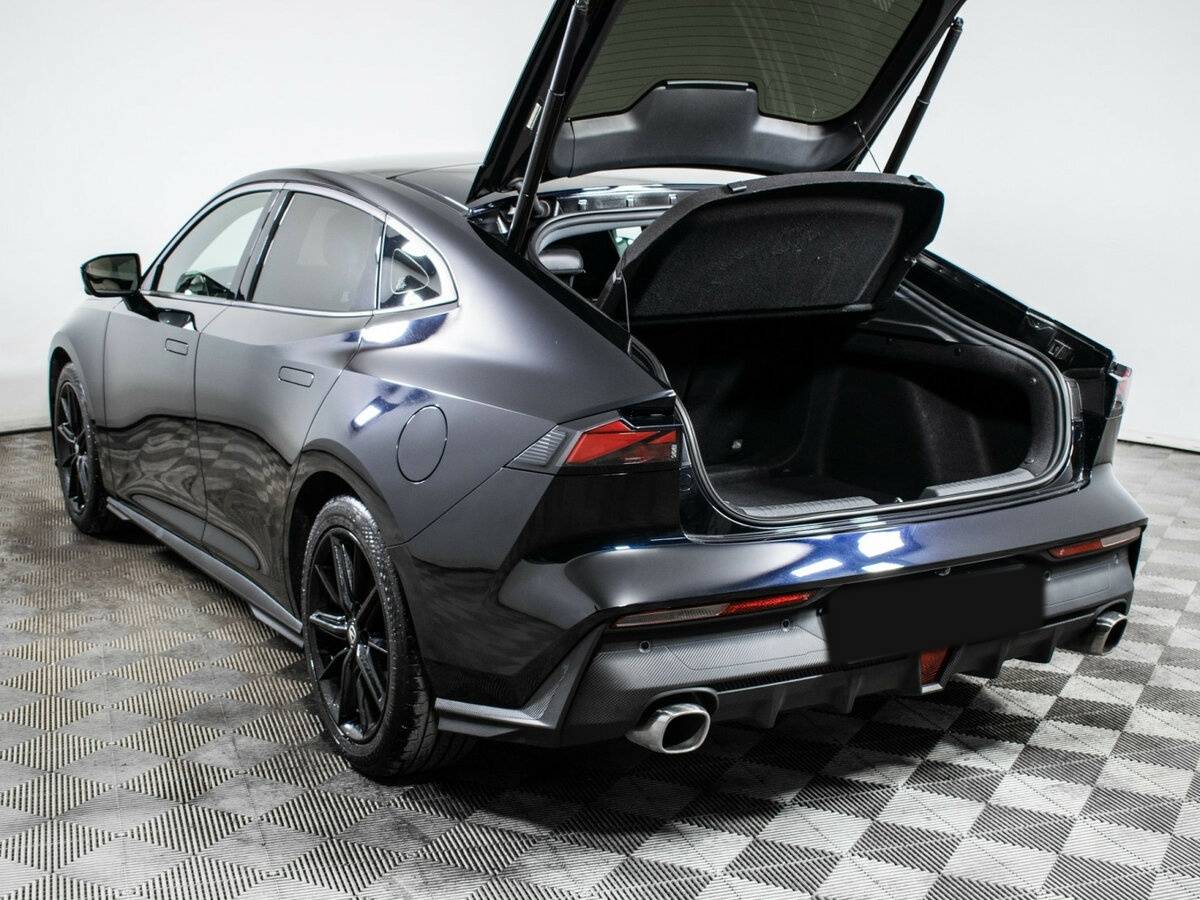 Changan UNI-V с пробегом — 2022 год. Фото: #6