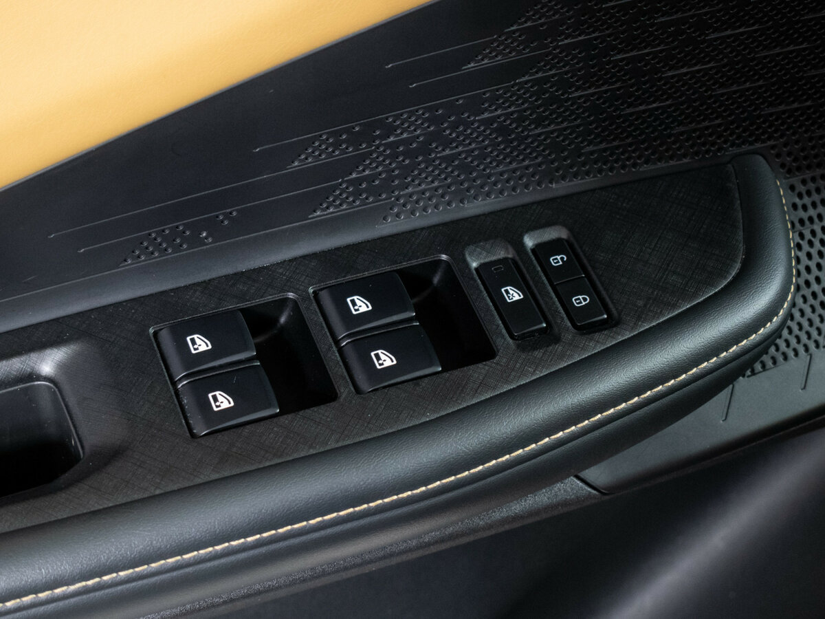 Changan UNI-V с пробегом — 2022 год. Фото: #17