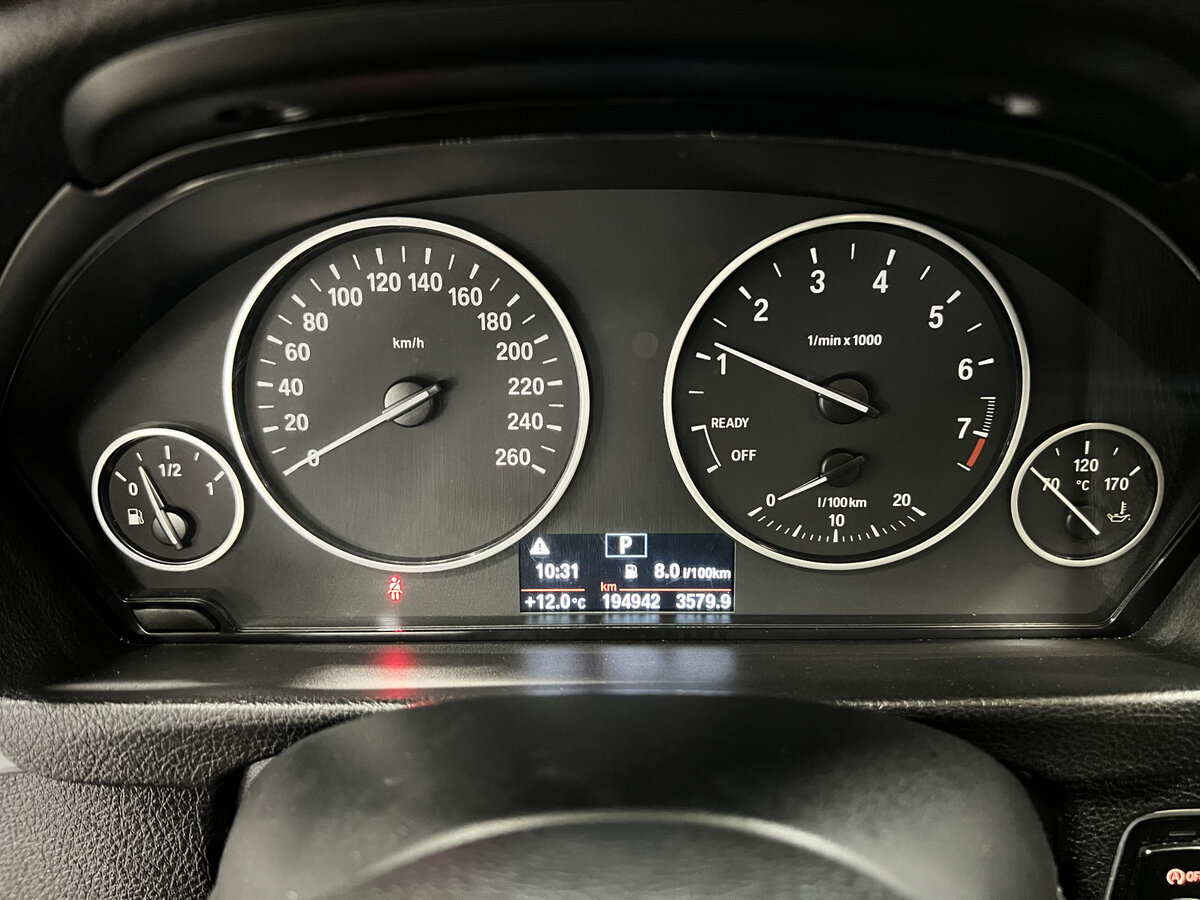 BMW 3 серии с пробегом — 2018 год. Фото: #12