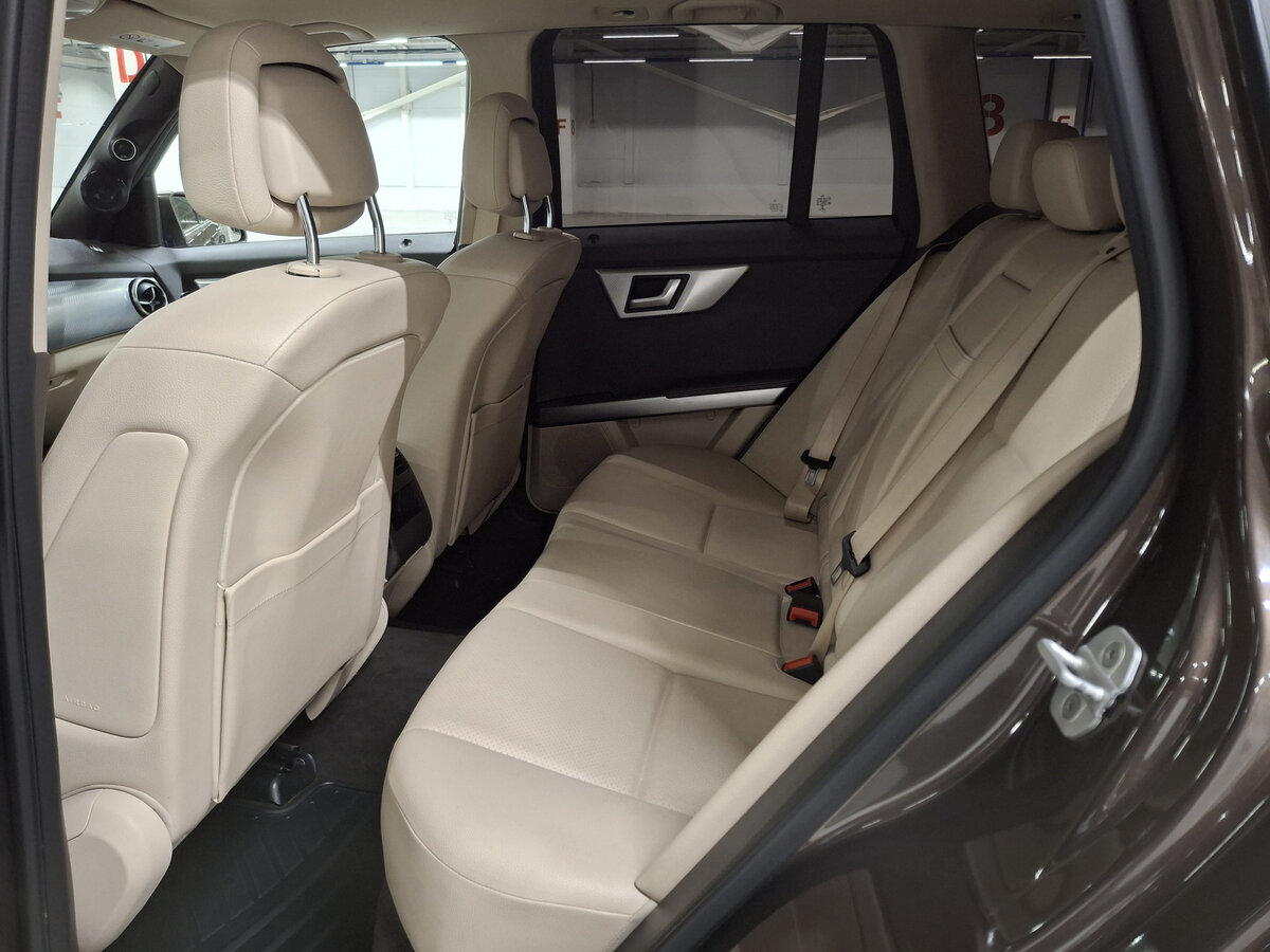Mercedes-Benz GLK-Класс с пробегом — 2014 год. Фото: #11