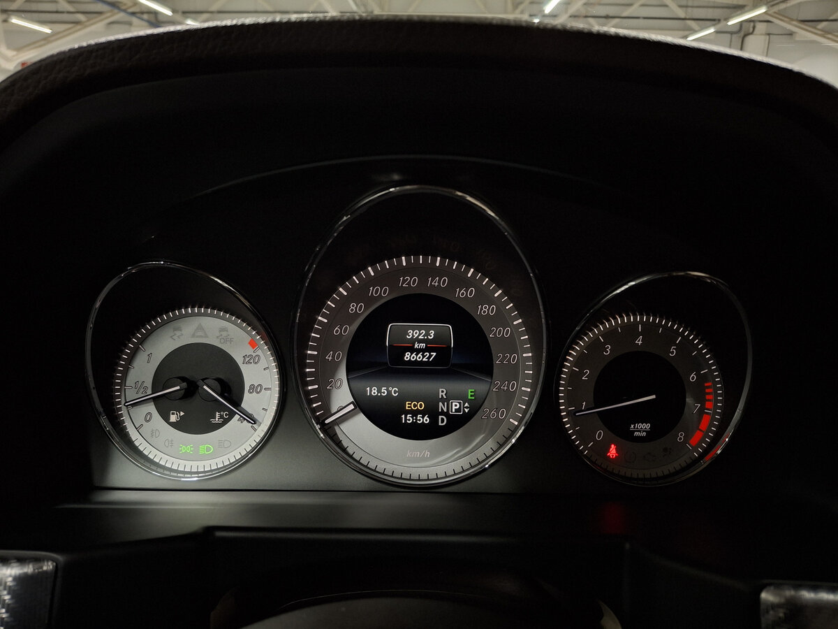 Mercedes-Benz GLK-Класс с пробегом — 2014 год. Фото: #12