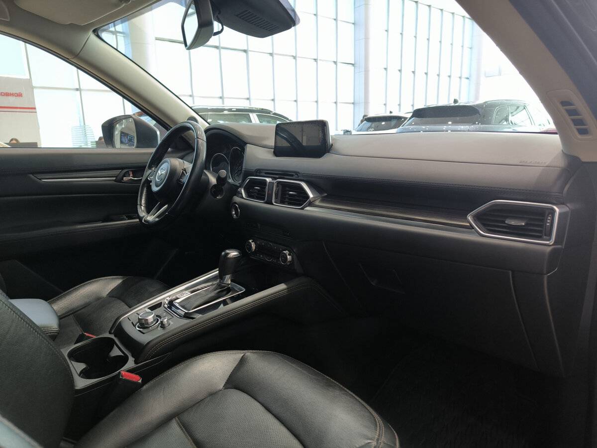 Mazda CX-5 с пробегом — 2017 год. Фото: #10