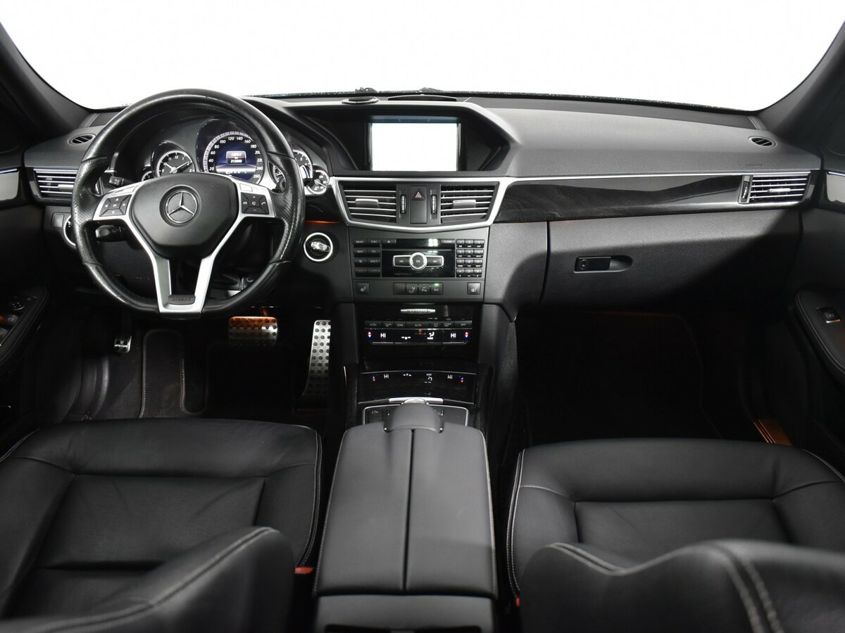 Mercedes-Benz E-Класс с пробегом — 2012 год. Фото: #10