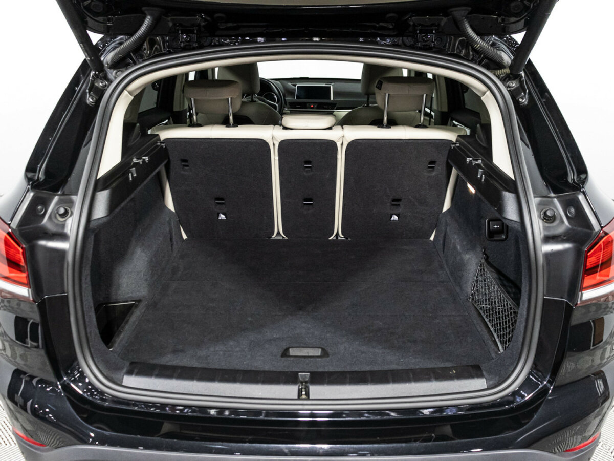 BMW X1 с пробегом — 2020 год. Фото: #19