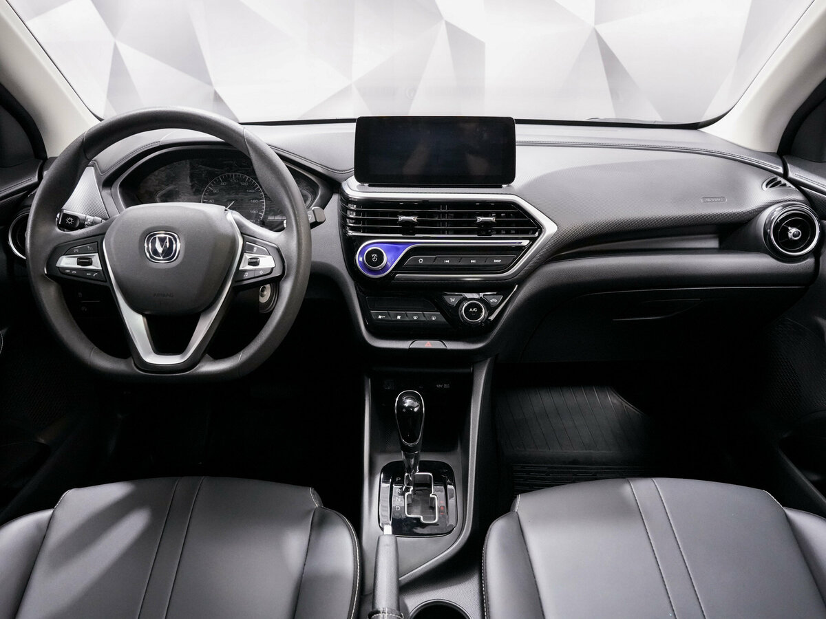 Changan Alsvin с пробегом — 2024 год. Фото: #10