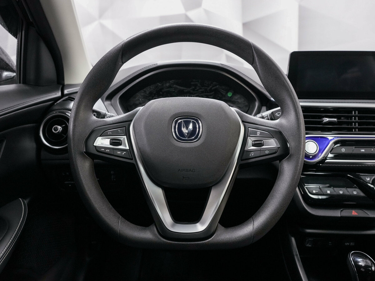 Changan Alsvin с пробегом — 2024 год. Фото: #13