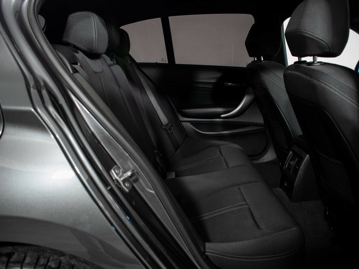 BMW 1 серии с пробегом — 2019 год. Фото: #6