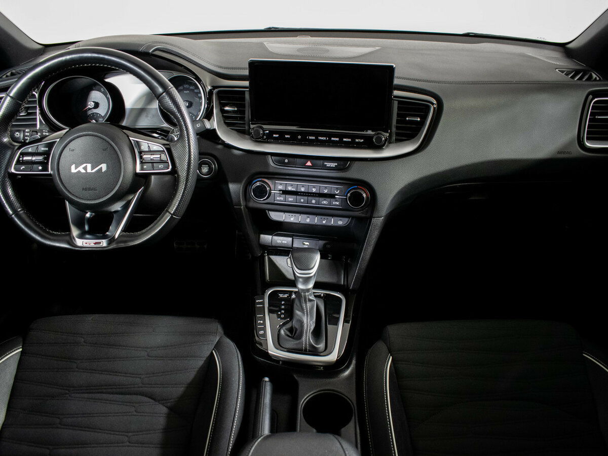 Kia Ceed с пробегом — 2022 год. Фото: #7