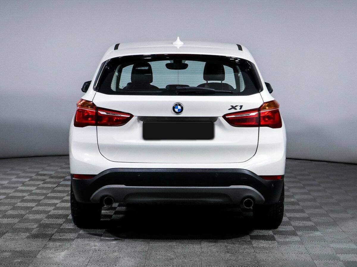 BMW X1 с пробегом — 2016 год. Фото: #5